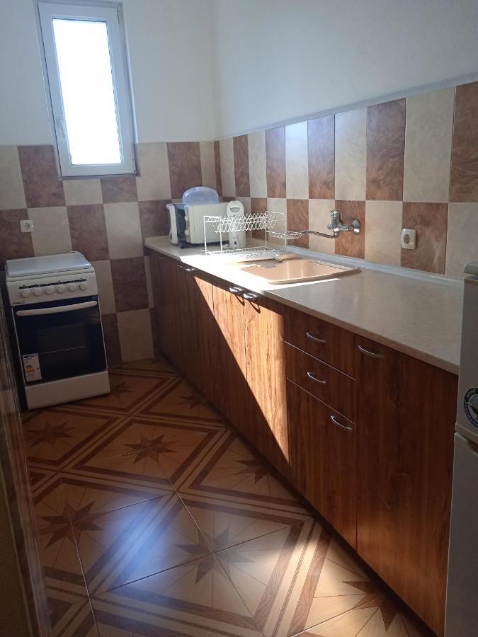 Стаи За Гости Нептун Tsarevo Exterior foto
