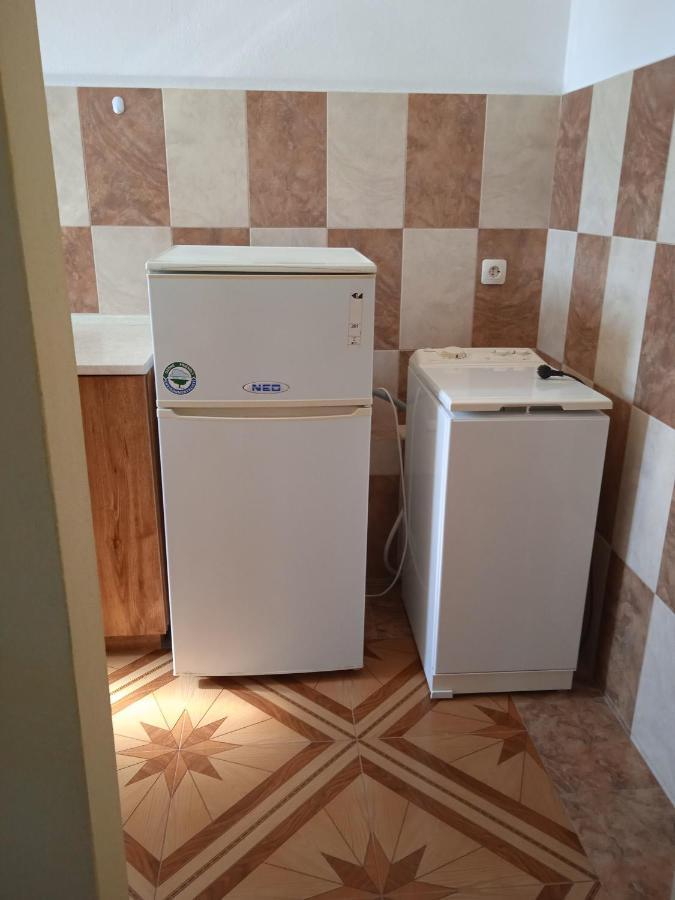 Стаи За Гости Нептун Tsarevo Exterior foto